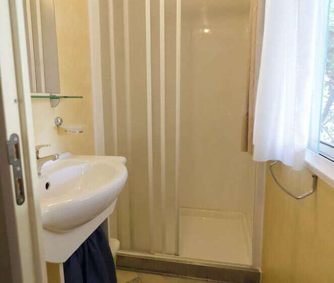 هتل Camping Village Torre Pendente