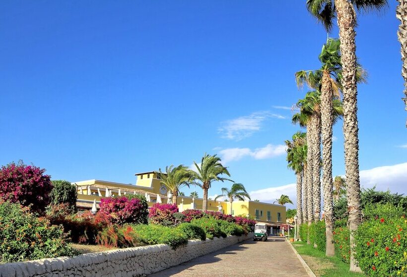 فندق Club Baia Samuele