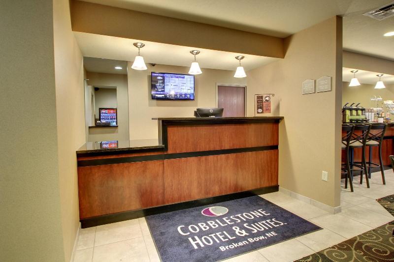 Cobblestone Hotel & Suites   Broken Bow