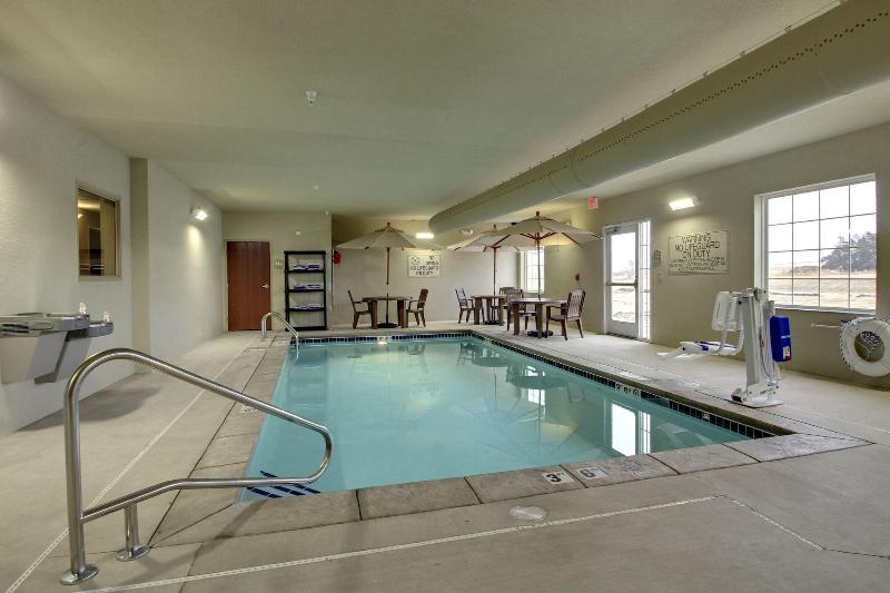 Cobblestone Hotel & Suites   Broken Bow