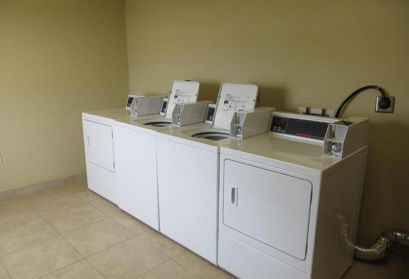 فندق Cobblestone Inn & Suites   Harper