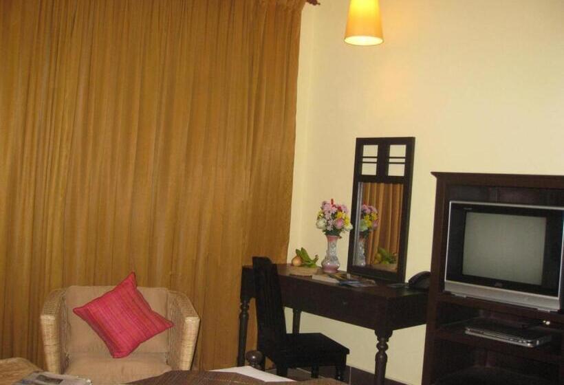 בית מלון כפרי Comfort House