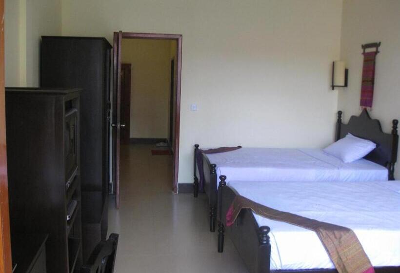 בית מלון כפרי Comfort House