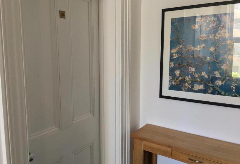 호텔 Da Vinci Eastbourne