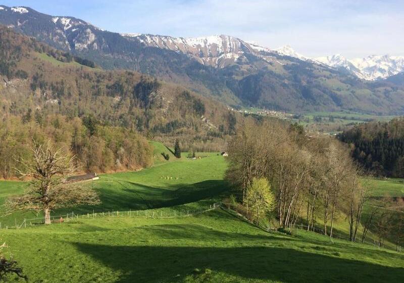 فندق De Gruyeres