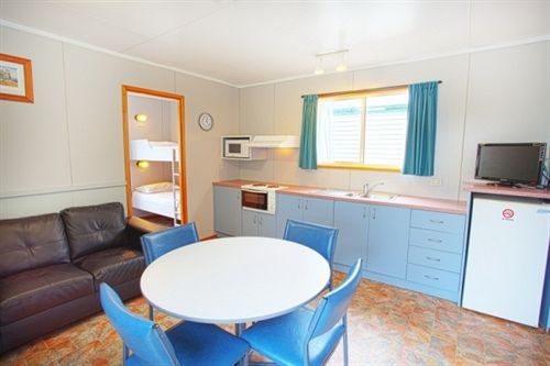 ホテル Strahan Beach Tourist Park