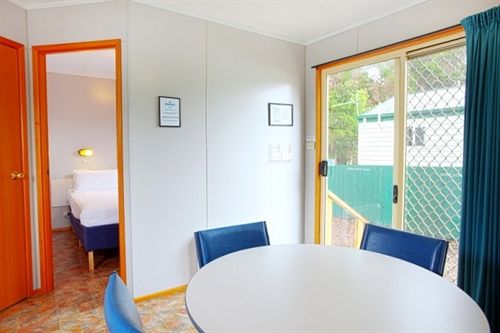 ホテル Strahan Beach Tourist Park