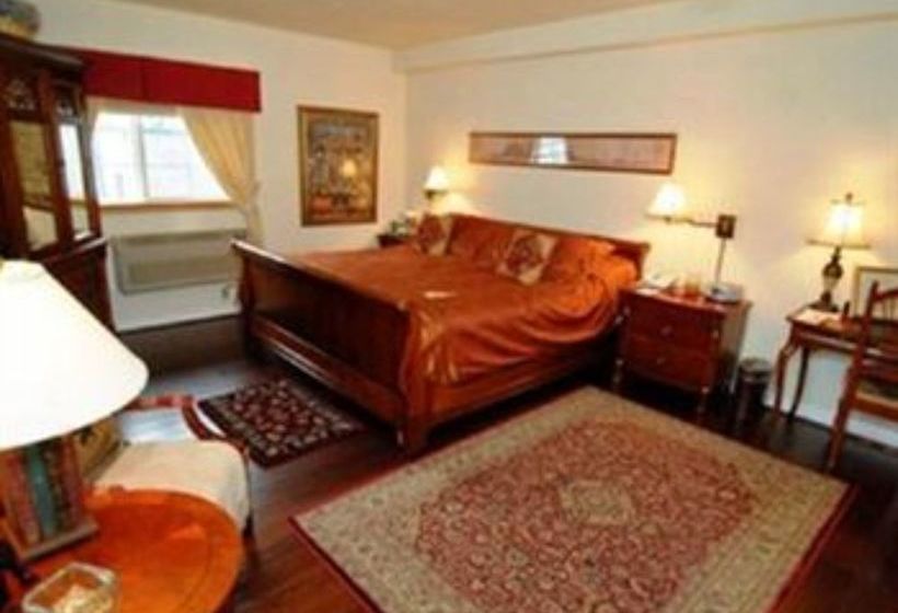 호텔 Excelsior Inn