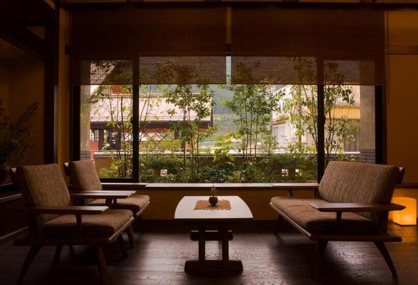 فندق Gero Onsen Fugaku