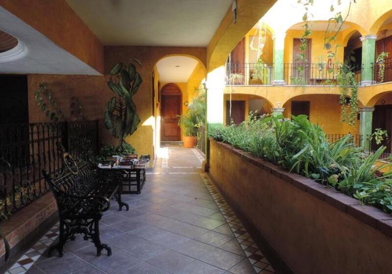 בית מלון כפרי Hacienda Del Caribe