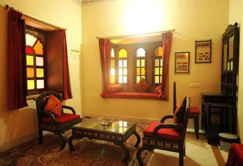 בית מלון כפרי Kuchaman Haveli