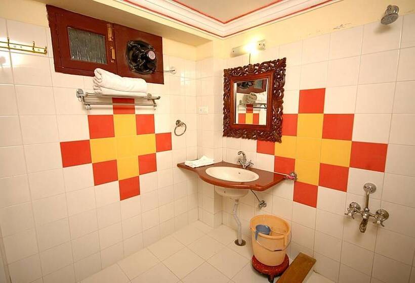 בית מלון כפרי Kuchaman Haveli