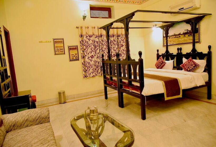 בית מלון כפרי Kuchaman Haveli