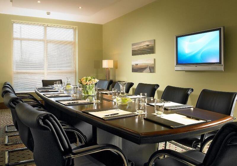 호텔 Horse & Jockey