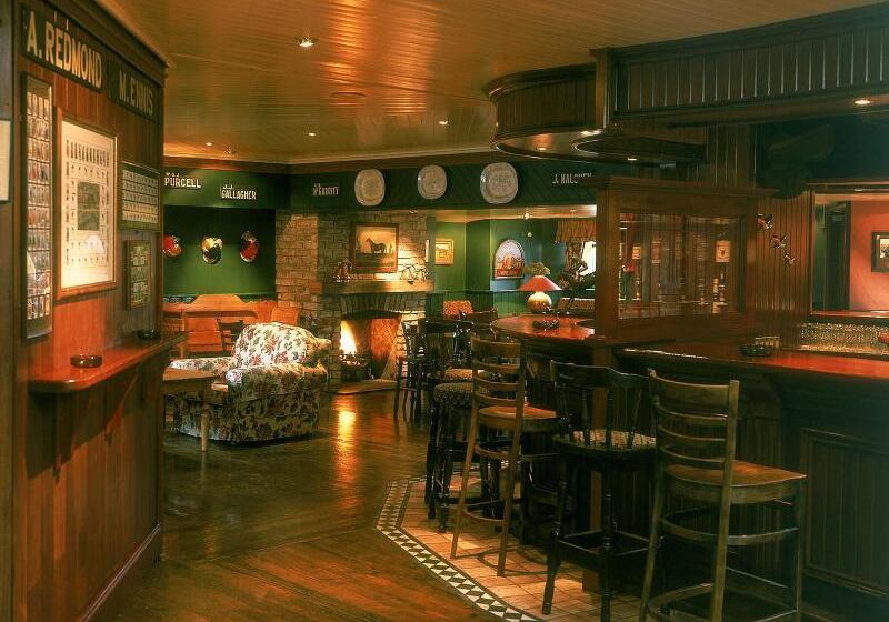 호텔 Horse & Jockey