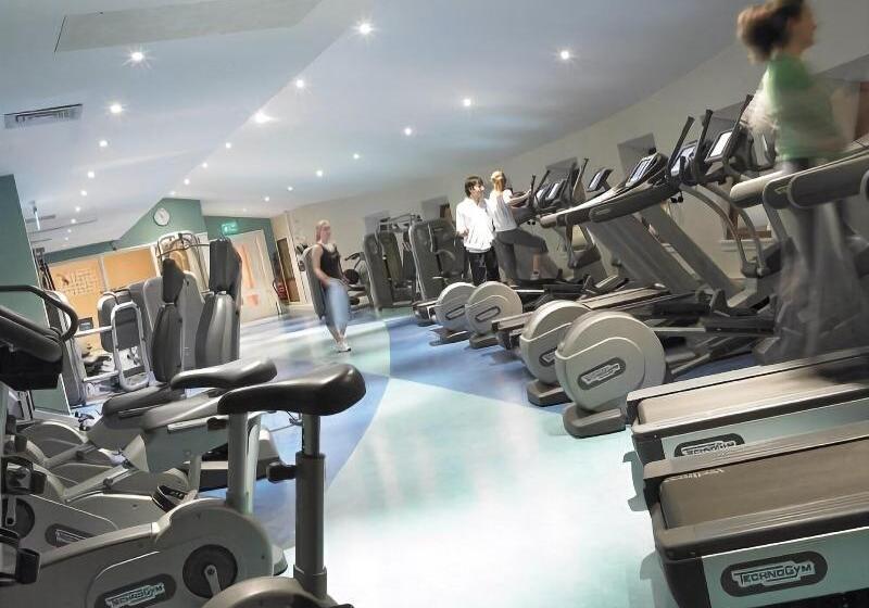 호텔 Horse & Jockey