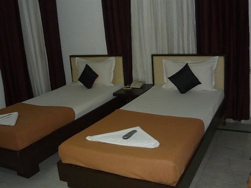 Отель Humsika Inn