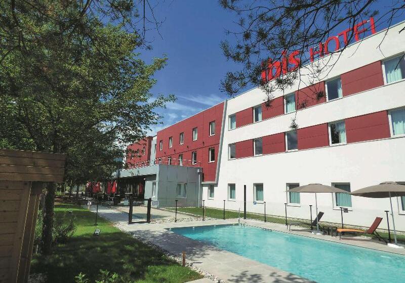 בית מלון כפרי Ibis Saintgenispouilly Geneve