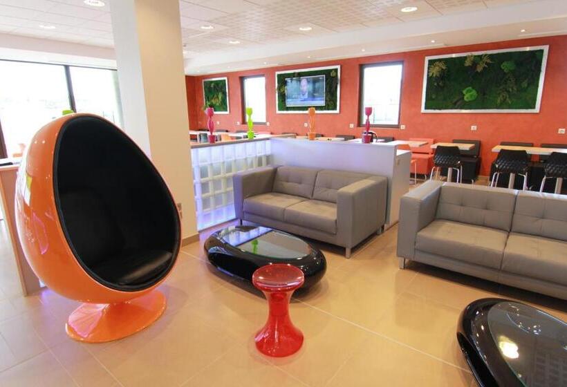 Отель Ibis Styles Flers