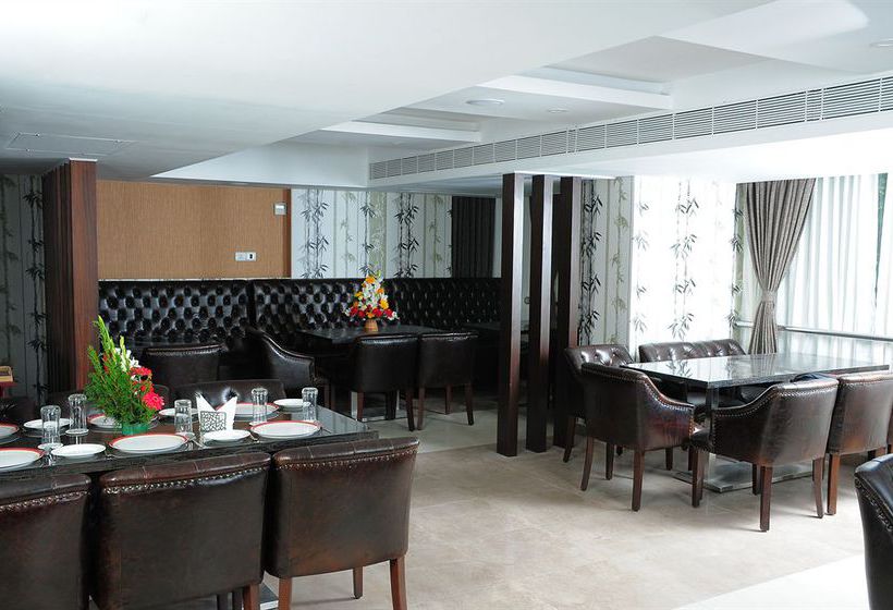 هتل Treebo Trend J S Five Two Boutique