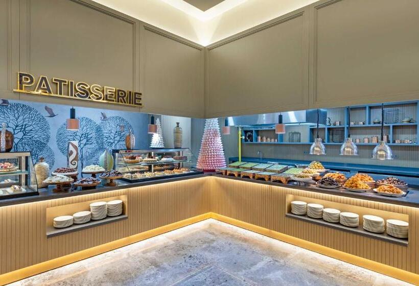 酒店 Kirman Belazur  Resort & Spa