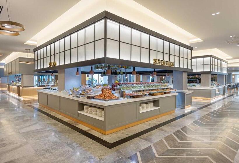 酒店 Kirman Belazur  Resort & Spa