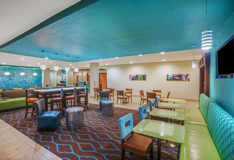 酒店 La Quinta By Wyndham Beeville