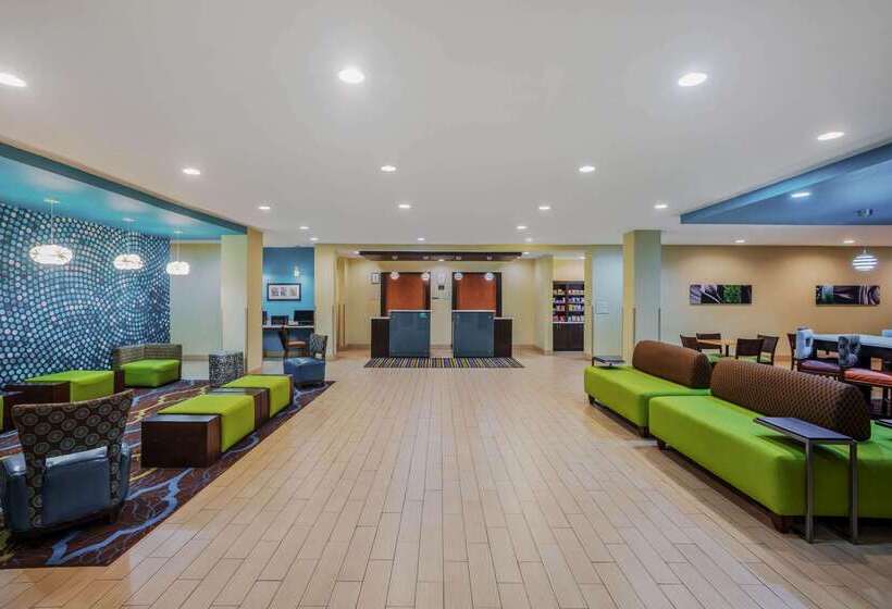 فندق La Quinta By Wyndham Beeville