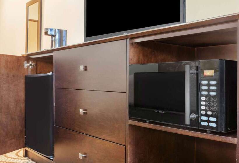 فندق La Quinta By Wyndham Beeville