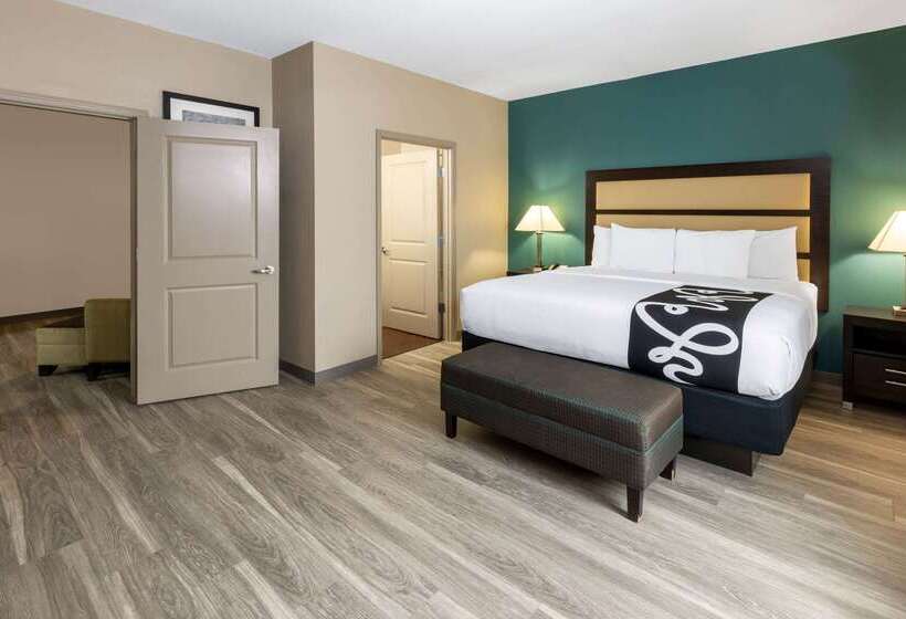 בית מלון כפרי La Quinta Inn & Suites By Wyndham Durant