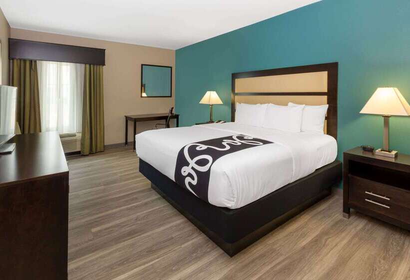 בית מלון כפרי La Quinta Inn & Suites By Wyndham Durant