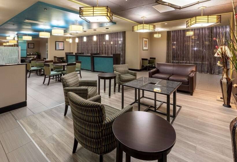 בית מלון כפרי La Quinta Inn & Suites By Wyndham Durant