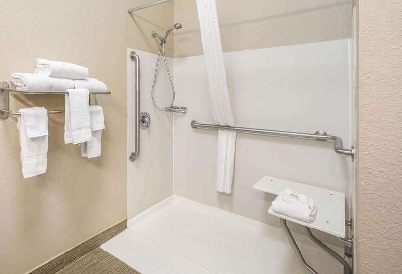 هتل La Quinta Inn & Suites Casino And Bar By Wyndham Glendive