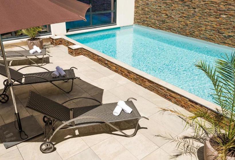 هتل Lagrange Vacances Les Patios Eugenie