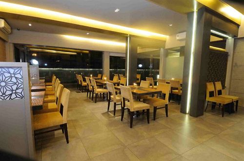 هتل Landmark Annexe