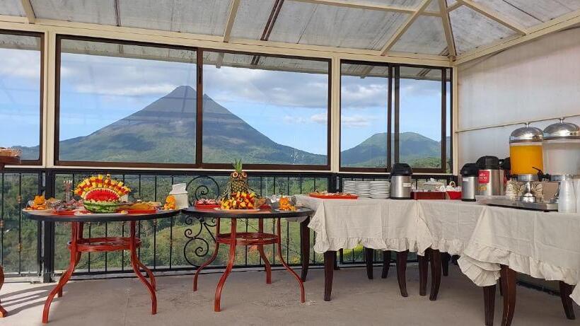 فندق Linda Vista