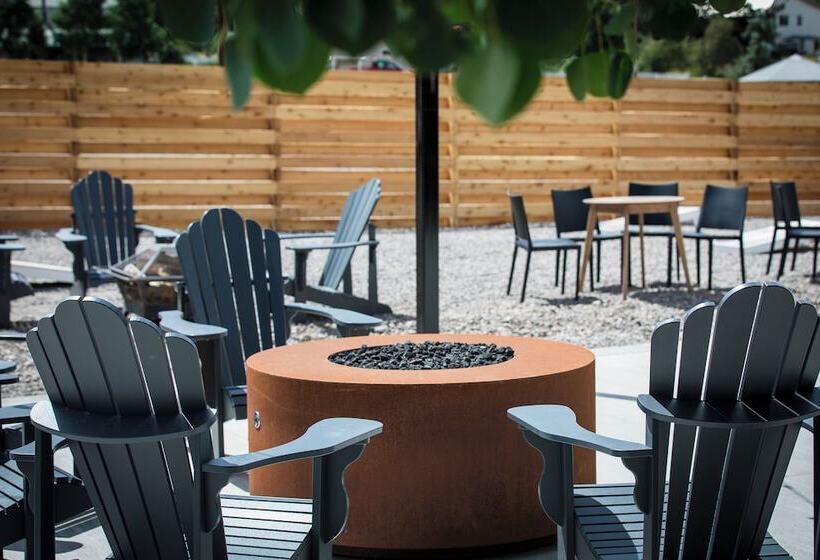 فندق Loge Wolf Creek