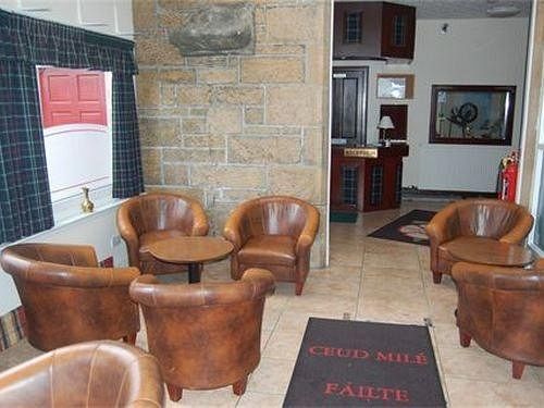 Отель Mackenzies Highland Inn