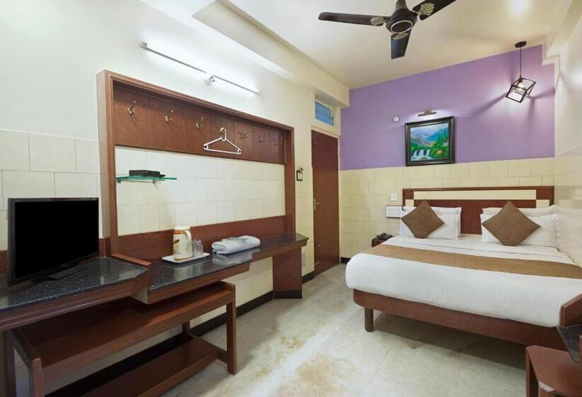 酒店 Mannars Yatri Nivas