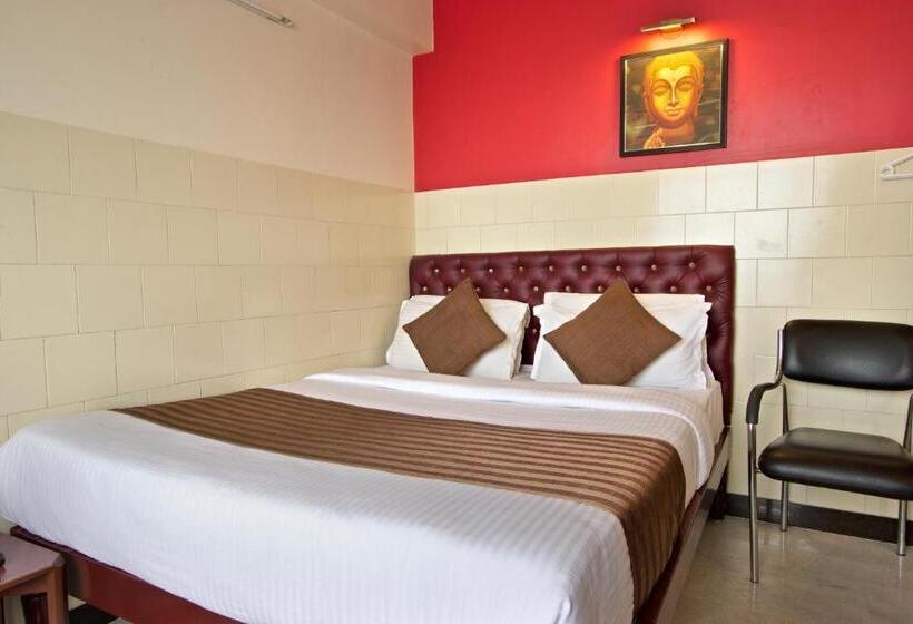 酒店 Mannars Yatri Nivas