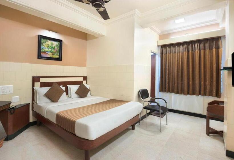 酒店 Mannars Yatri Nivas