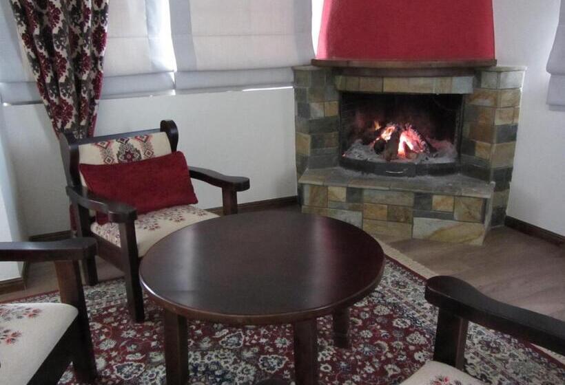 酒店 Manthos Mountain Resort & Spa