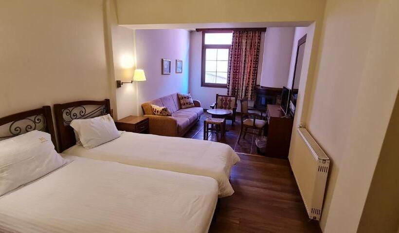 هتل Manthos Mountain Resort & Spa