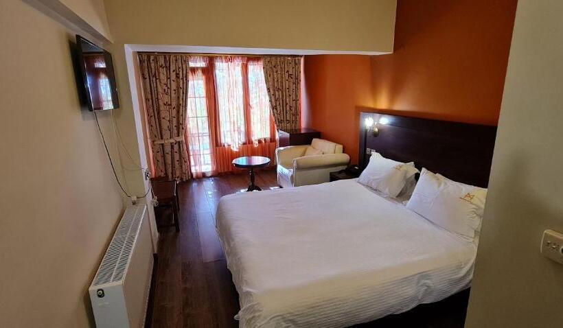 酒店 Manthos Mountain Resort & Spa