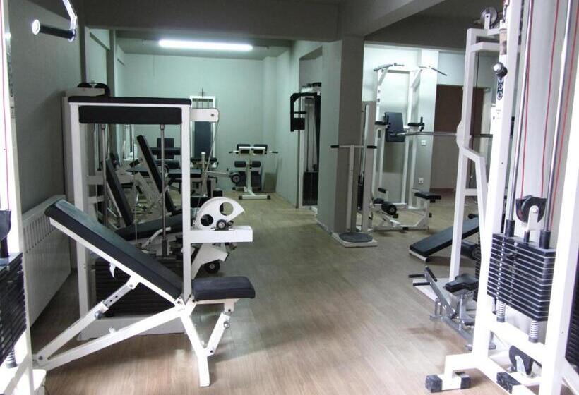 酒店 Manthos Mountain Resort & Spa