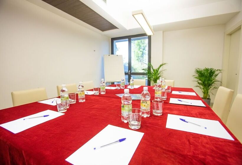 Matrix Hotel & Residence