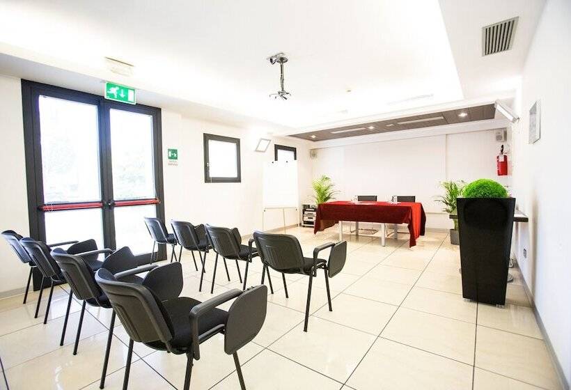 Matrix Hotel & Residence