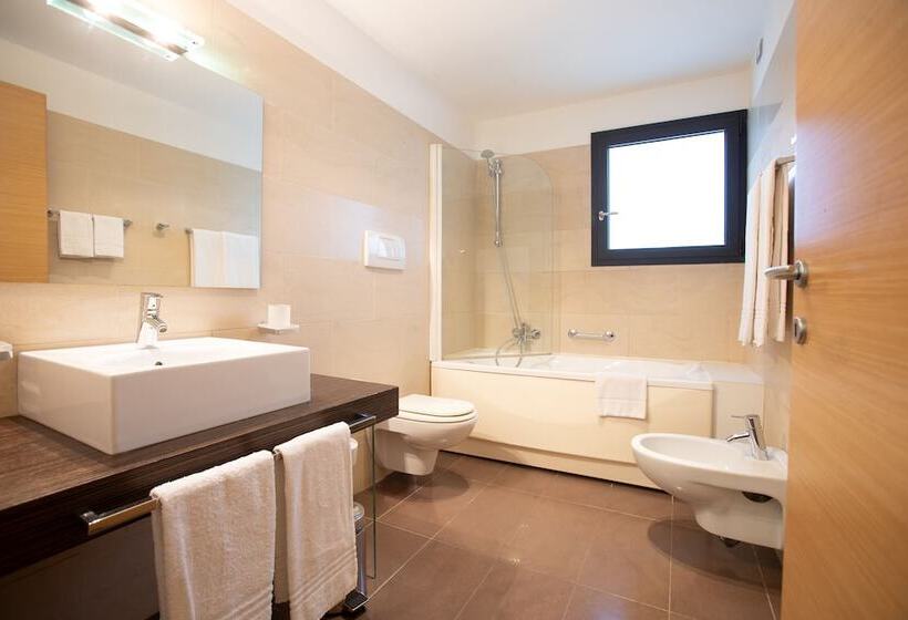 Matrix Hotel & Residence