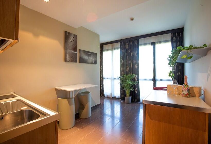 Matrix Hotel & Residence