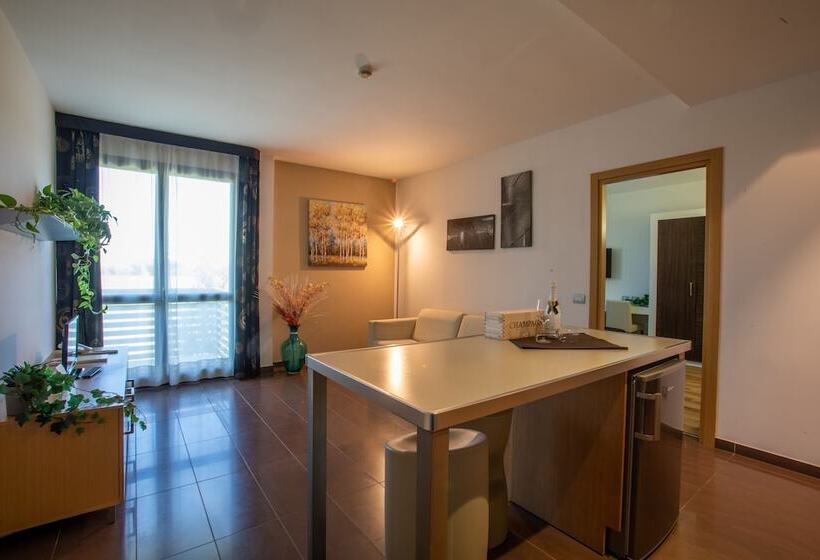 Matrix Hotel & Residence